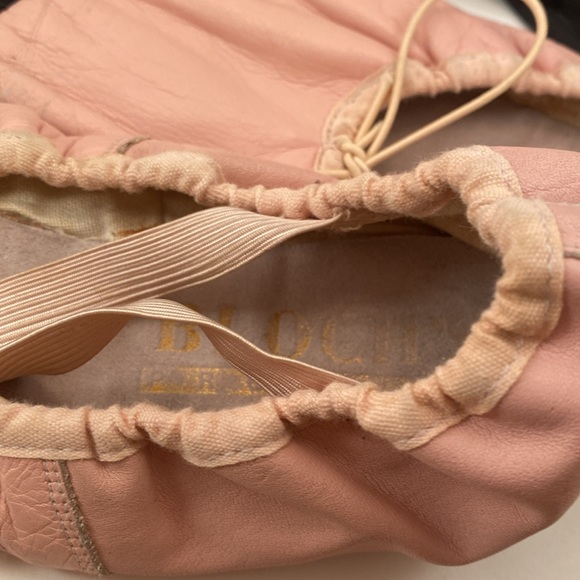 ADULT Bloch 7-½ leather ballet shoes. black wrap 18 inch ballet skirt - Picture 6 of 9